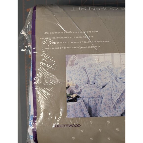 Courtney Queen 4-Piece Sheet Set Percale Cotton/Polyester Blend - Picture 5 of 11